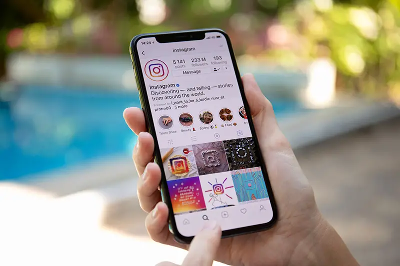 How to look at archived stories on instagram
