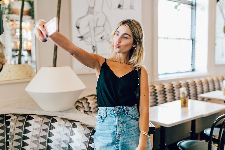 How to connect with influencers on instagram